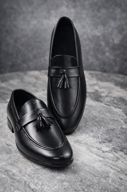 SB-103 Tassel One Black Synthetic